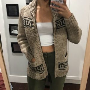 Aritzia wool sweater